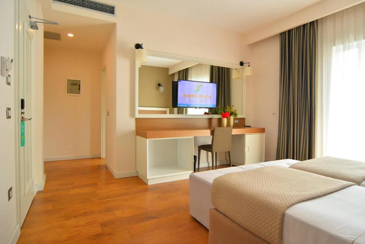 Sandy Beach Resort Golem